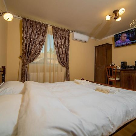 Villa Etiquette Deva Buitenkant foto