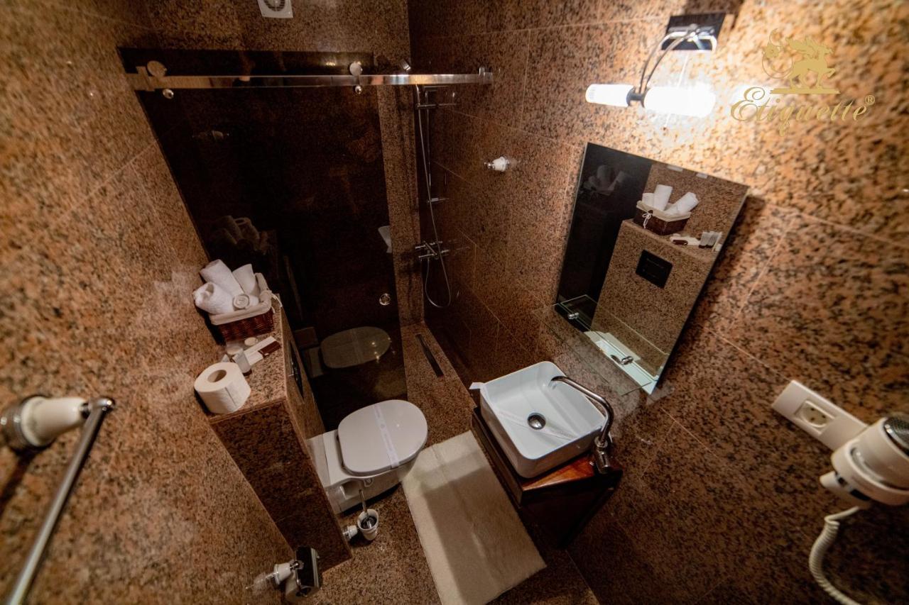 Villa Etiquette Deva Buitenkant foto