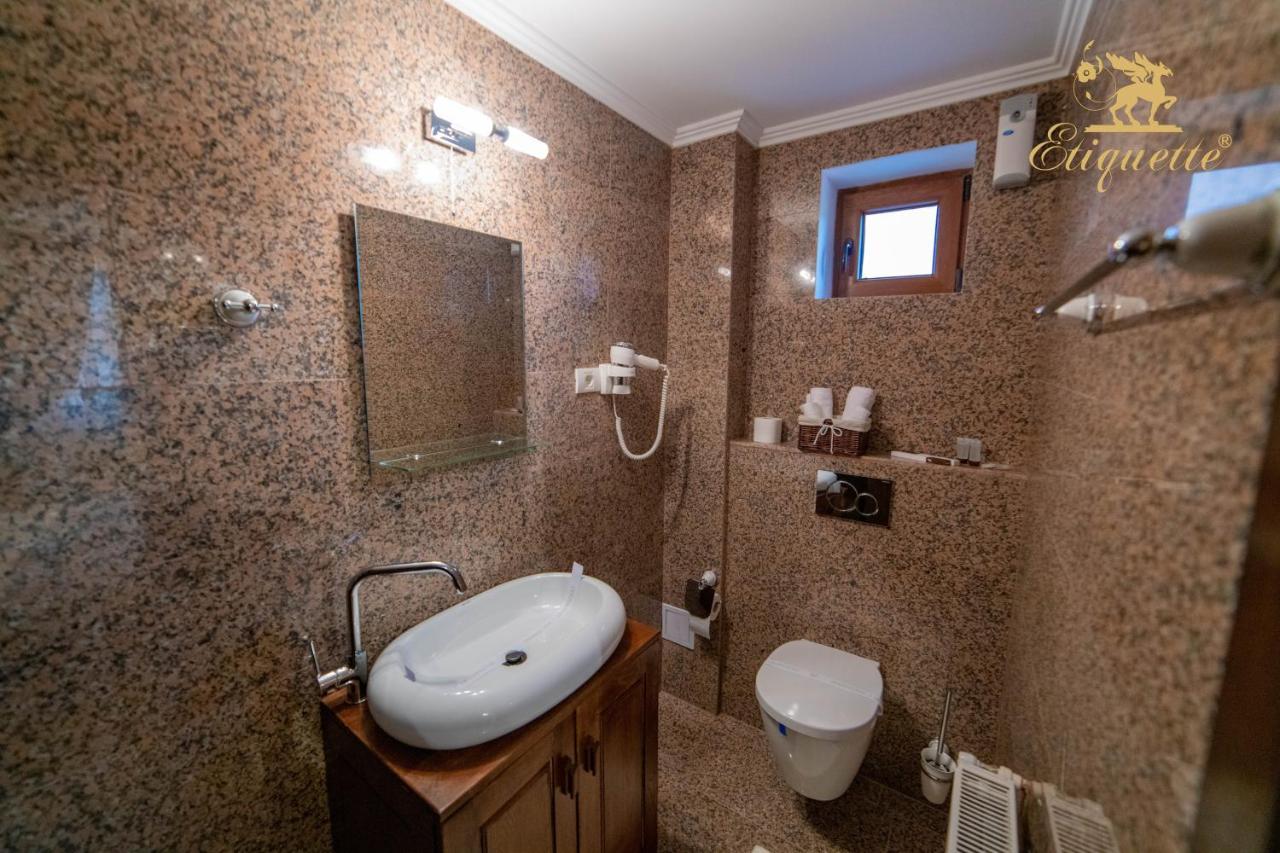 Villa Etiquette Deva Buitenkant foto